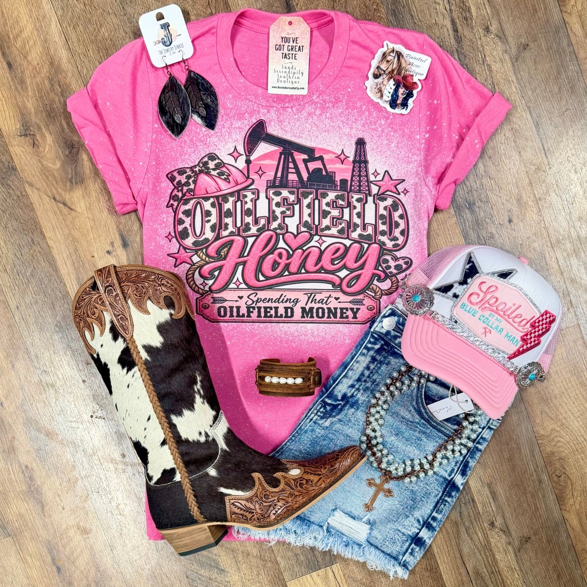 Oilfield Honey Spending That Oilfield Money | Free Spirited Graphic T-Shirt